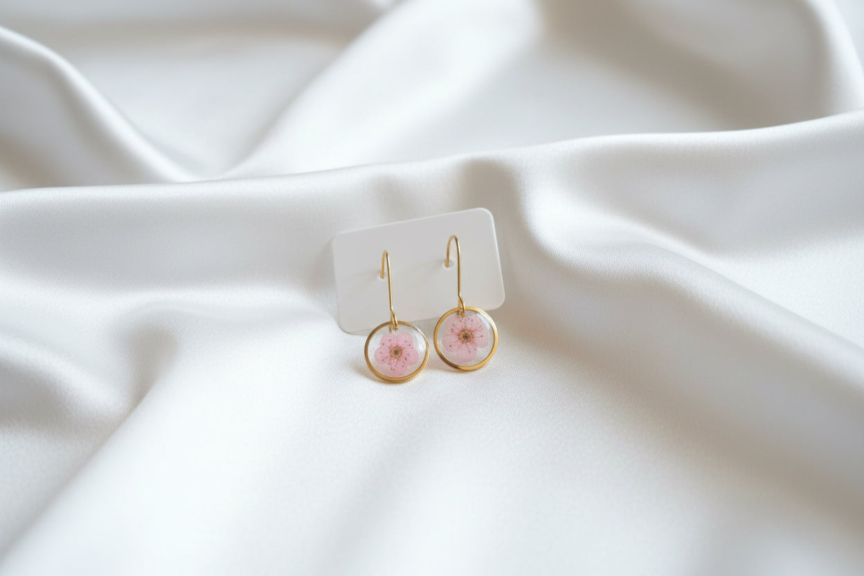 Boucles d'oreilles or Myosotis fleur rose