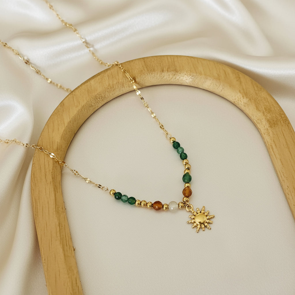 Collier perle médaillon Soleil